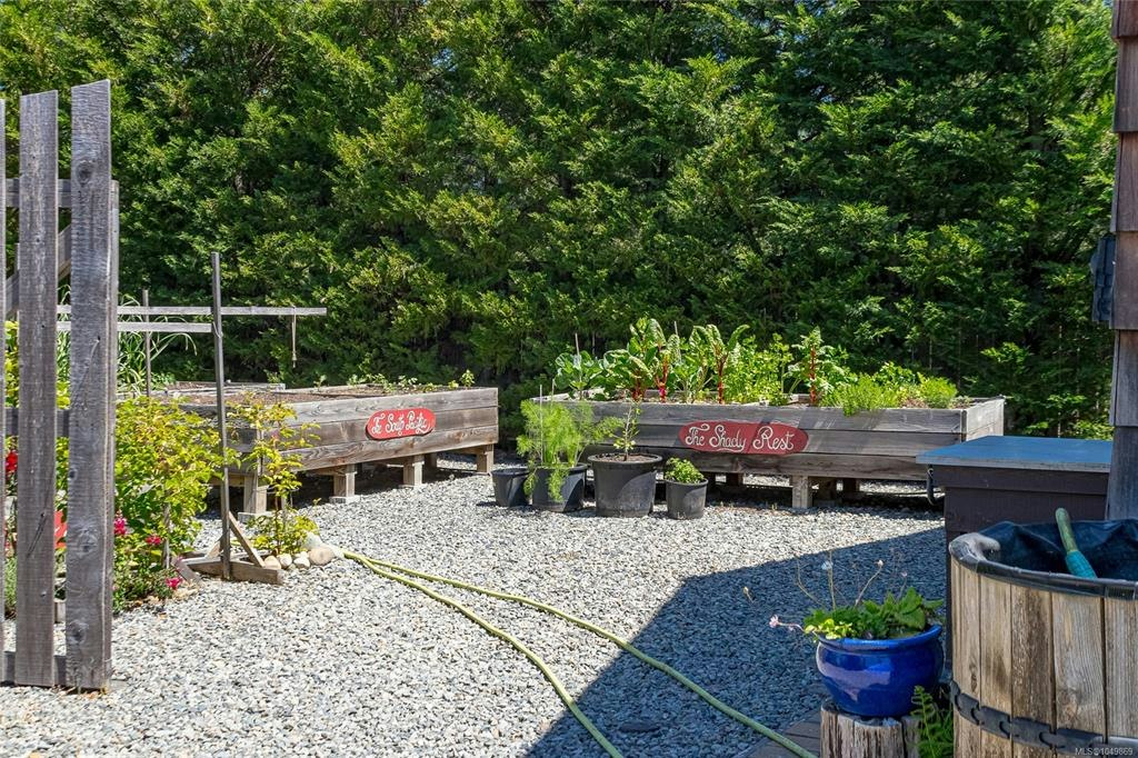 1860 Ashling Road, Qualicum Beach, BC, V9K 2V1 - 71