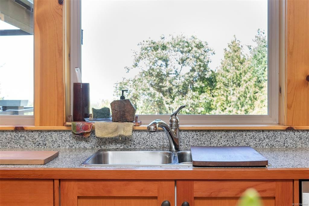1860 Ashling Road, Qualicum Beach, BC, V9K 2V1 - 28