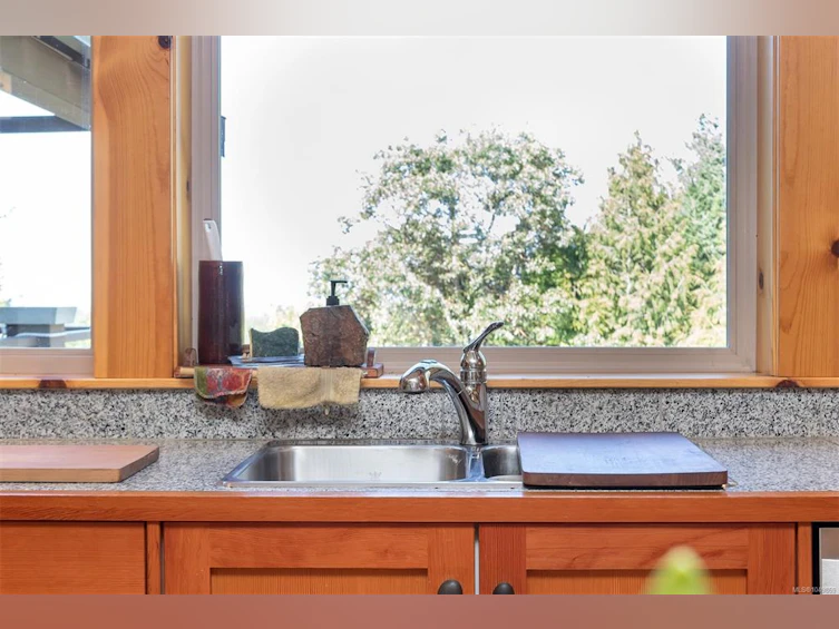 1860 Ashling Road, Qualicum Beach, BC, V9K 2V1 - 28