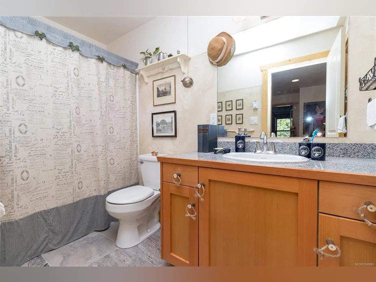 1860 Ashling Road, Qualicum Beach, BC, V9K 2V1 - 47