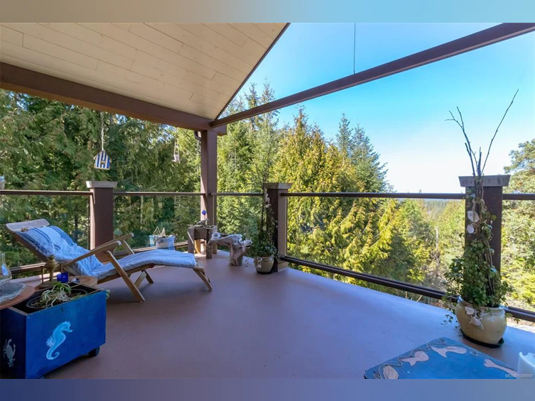 1860 Ashling Road, Qualicum Beach, BC, V9K 2V1 - 3