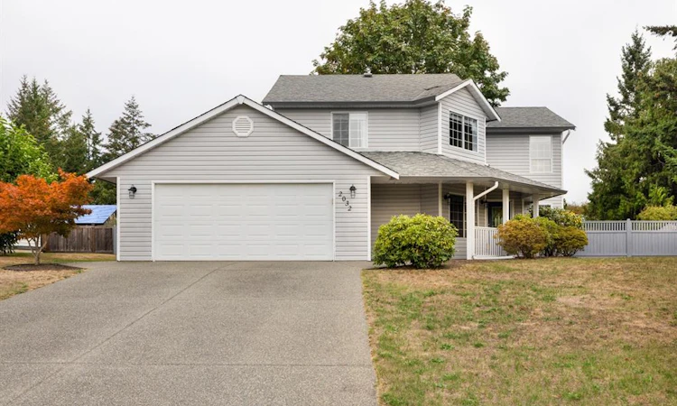 2032 Deborah Place