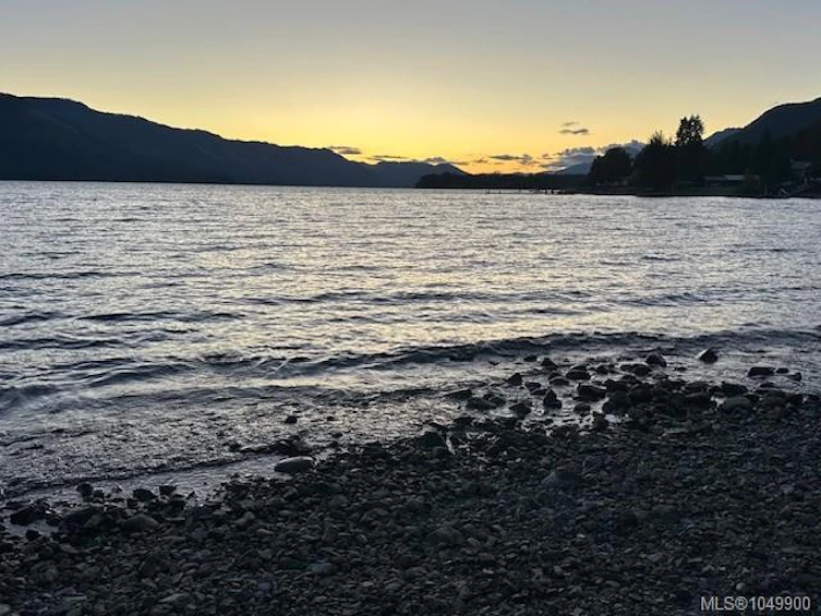 3-8290 Sa Seen Os Road, Youbou, BC, V0R 3E1 - 12