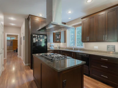 9600 Comox Trail - 5