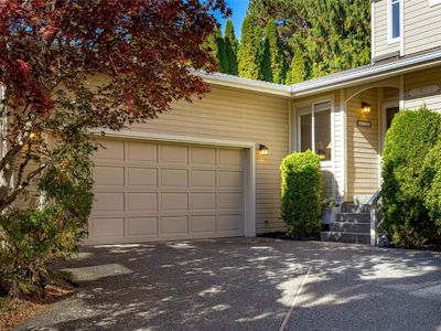 8571 Kingcome Crescent - 3