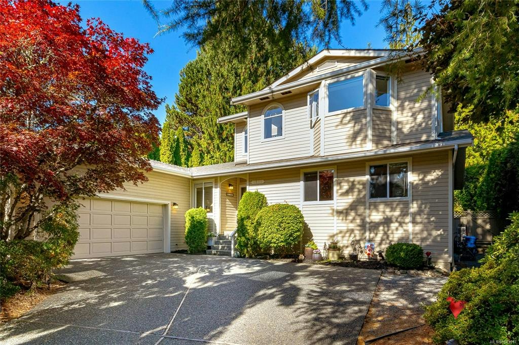 8571 Kingcome Crescent - 2