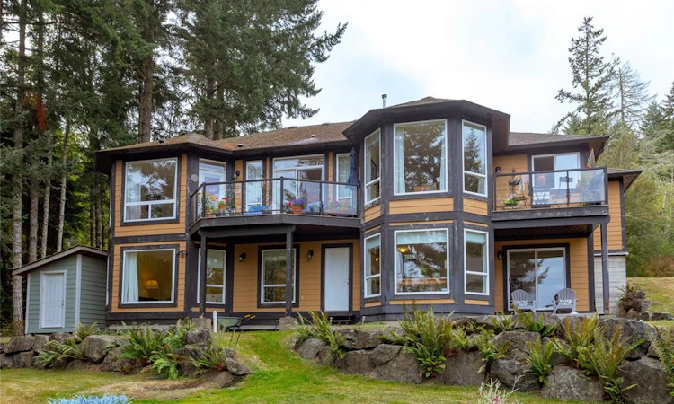 6082 Copper View Lane