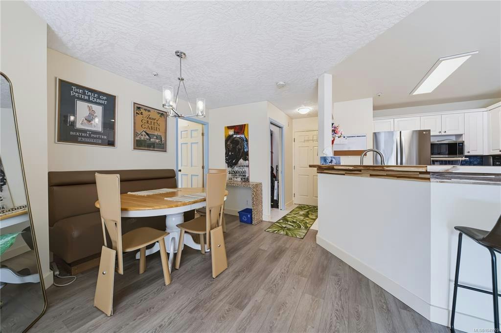 212-4965 Vista View Crescent, Nanaimo, BC, V9V 1S1 - 2