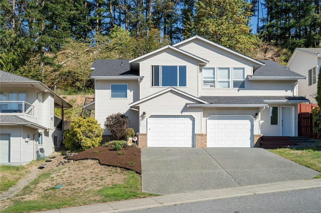 4884 Fairbrook Crescent, Nanaimo, BC