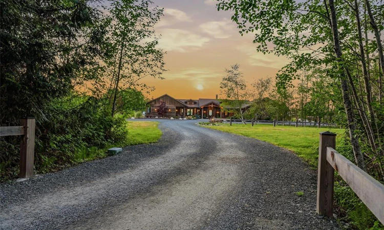 859 Andreef Road