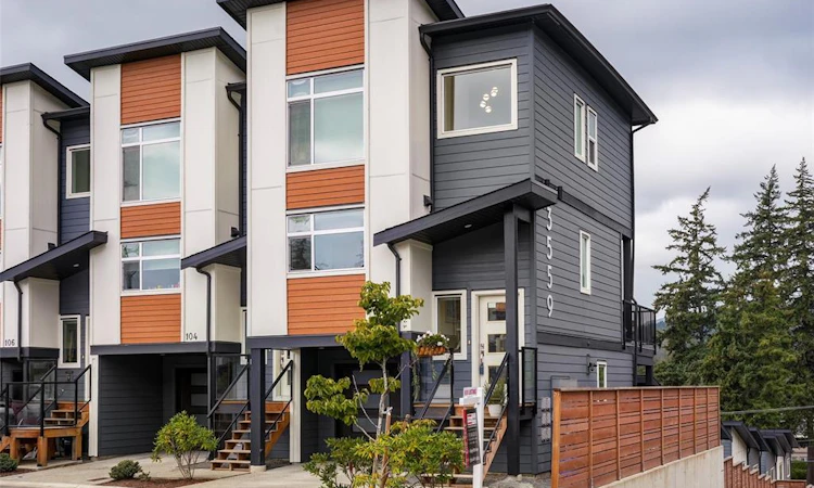 102-3559 Vision Way