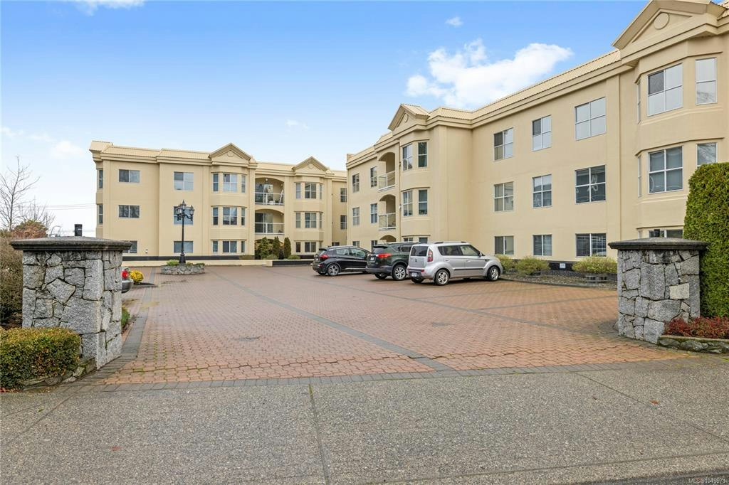405-220 W Island Highway, Parksville, BC, V9P 2P3 - 37