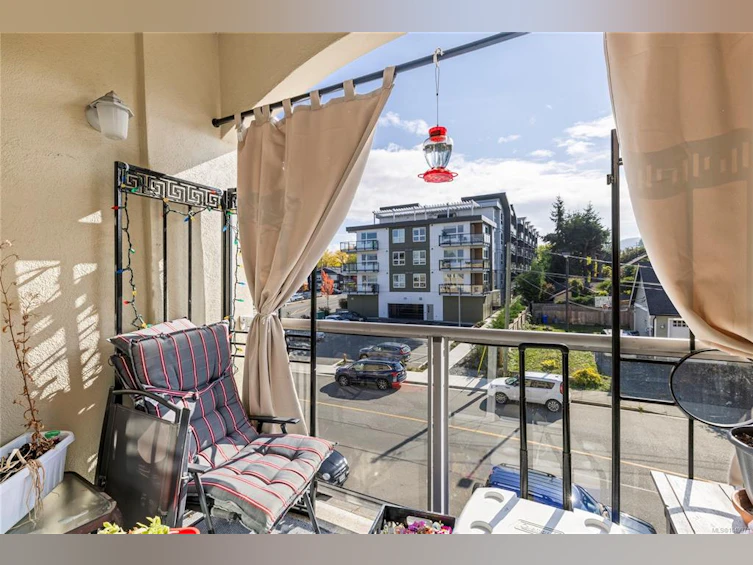 405-220 W Island Highway, Parksville, BC, V9P 2P3 - 10