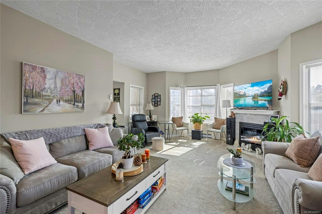 405-220 W Island Highway - 5