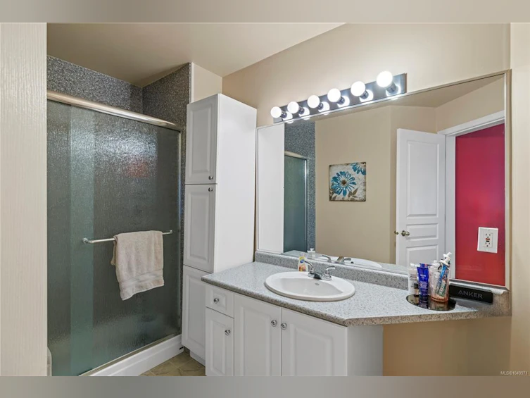 405-220 W Island Highway, Parksville, BC, V9P 2P3 - 12