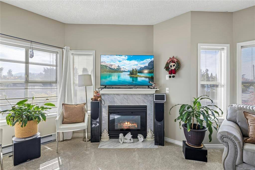 405-220 W Island Highway - 4