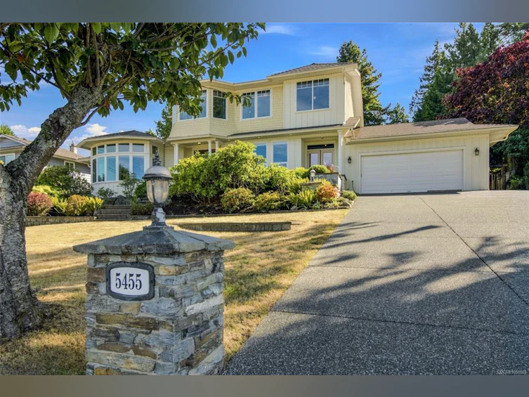 5455 Bayshore Drive, Nanaimo, BC, V9V 1G8 - 11