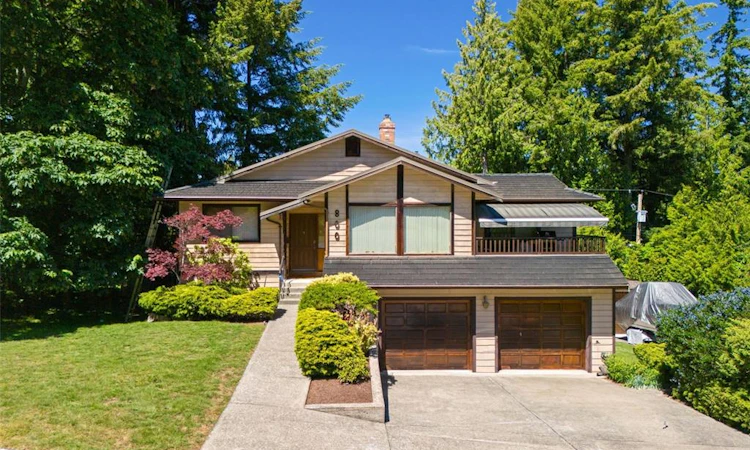 800 Seamist Place