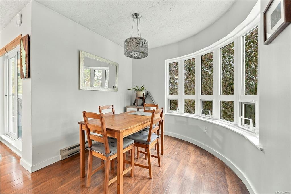 303-1500 Elford Street, Victoria, BC, V8R 3X8 - 11
