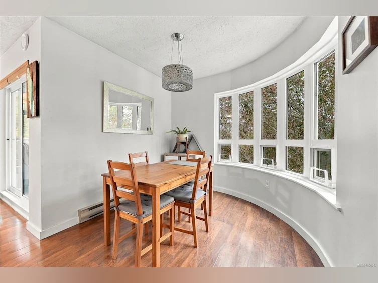 303-1500 Elford Street, Victoria, BC, V8R 3X8 - 11