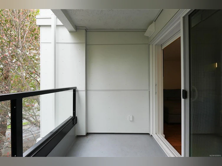 303-1500 Elford Street, Victoria, BC, V8R 3X8 - 24