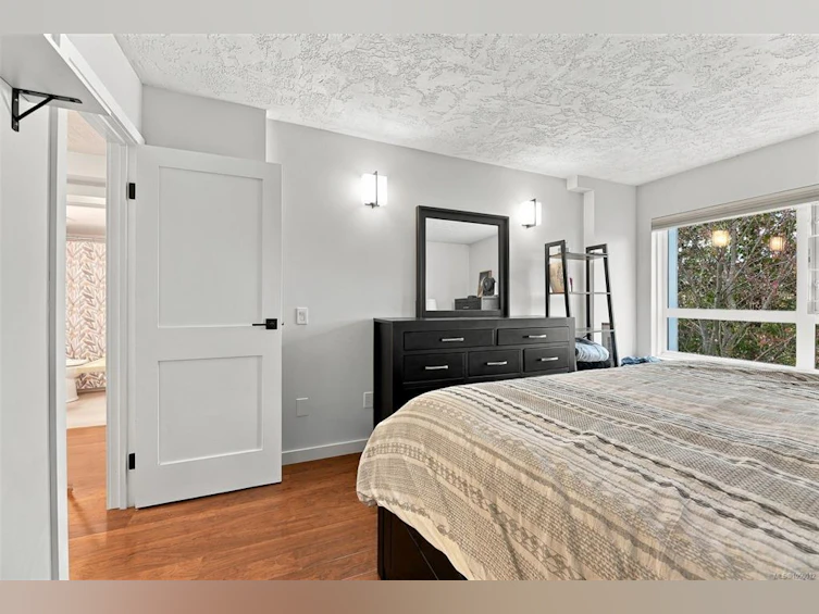 303-1500 Elford Street, Victoria, BC, V8R 3X8 - 16