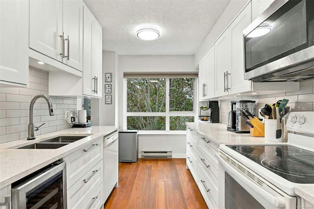 303-1500 Elford Street, Victoria, BC, V8R 3X8 - 6
