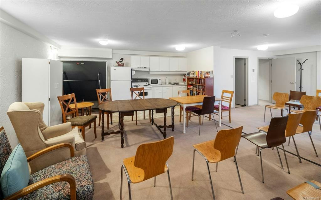 303-1500 Elford Street, Victoria, BC, V8R 3X8 - 28