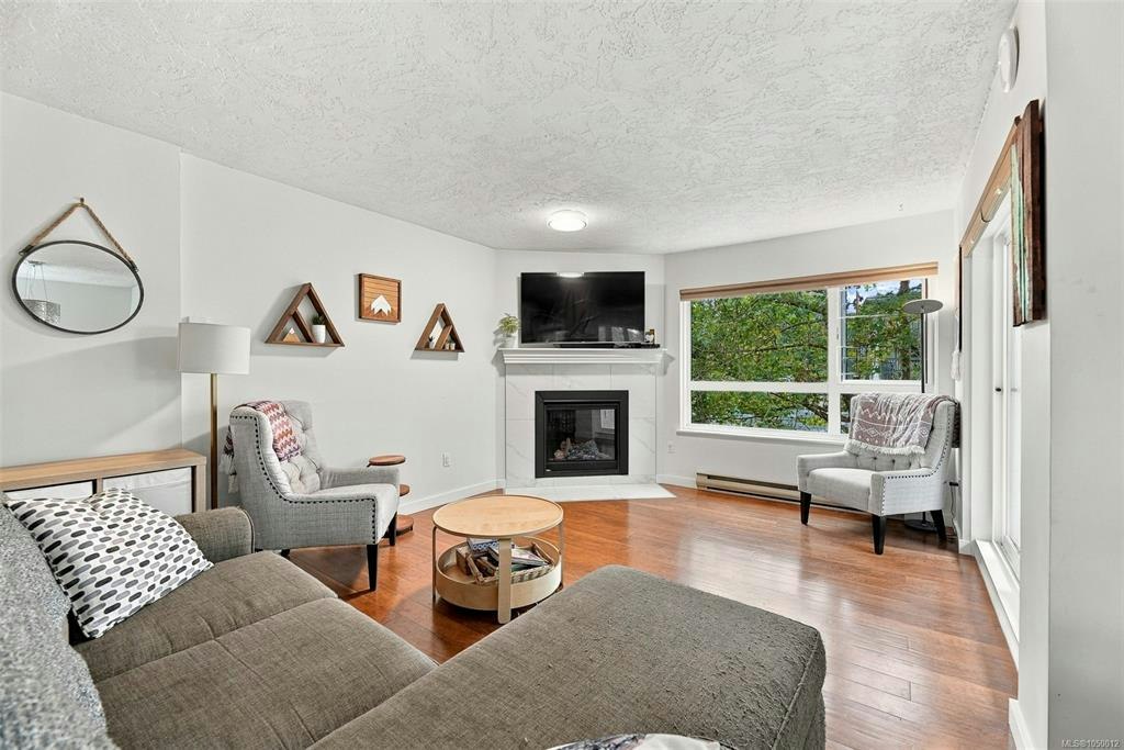 303-1500 Elford Street, Victoria, BC, V8R 3X8 - 8
