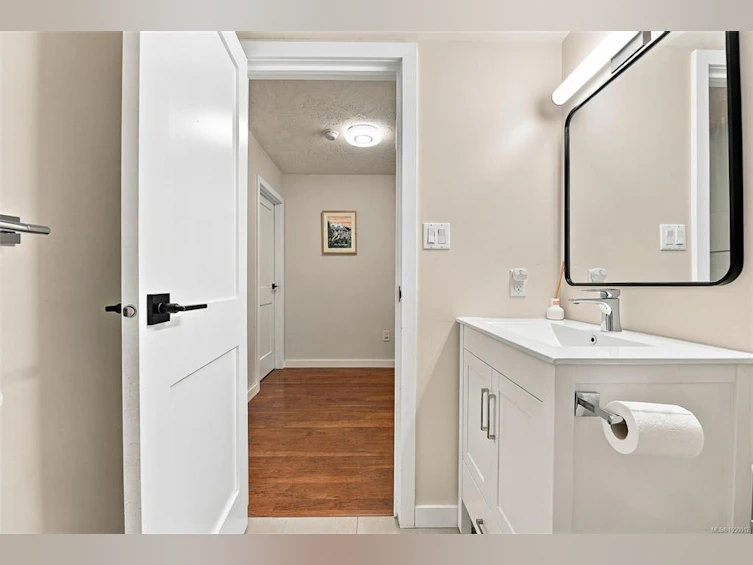 303-1500 Elford Street, Victoria, BC, V8R 3X8 - 21