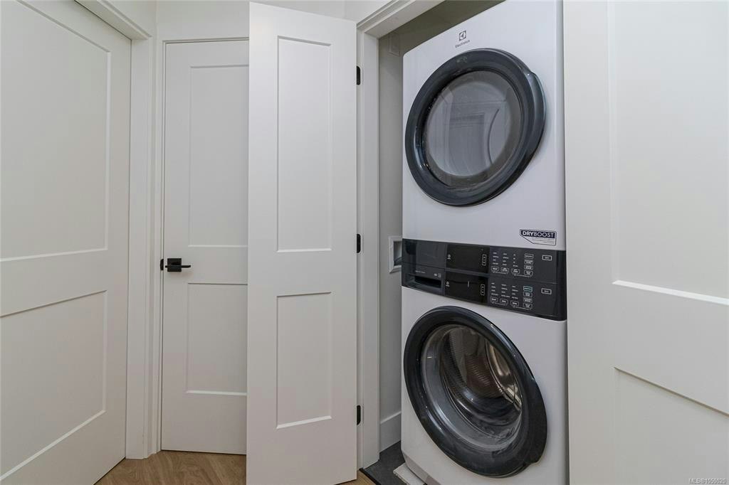 C-2235 Shelbourne Street, Victoria, BC, V8R 4L2 - 16