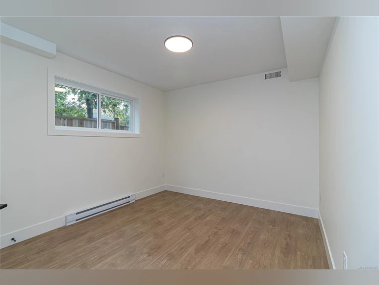 C-2235 Shelbourne Street, Victoria, BC, V8R 4L2 - 14