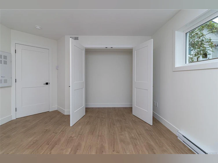 C-2235 Shelbourne Street, Victoria, BC, V8R 4L2 - 12