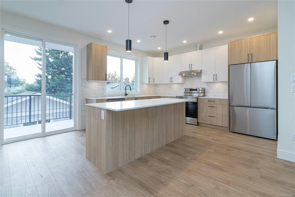 A-2235 Shelbourne Street, Victoria, BC, V8R 4L2 - 10