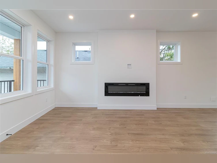 A-2235 Shelbourne Street, Victoria, BC, V8R 4L2 - 4