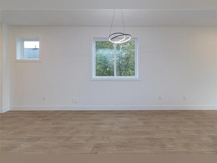 A-2235 Shelbourne Street, Victoria, BC, V8R 4L2 - 8