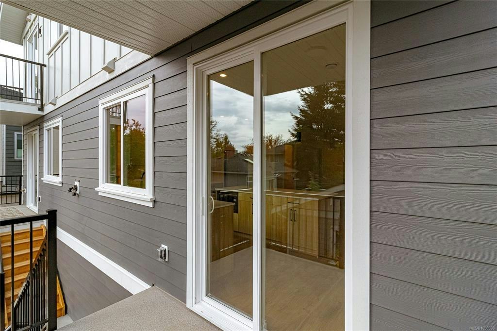 A-2235 Shelbourne Street, Victoria, BC, V8R 4L2 - 27