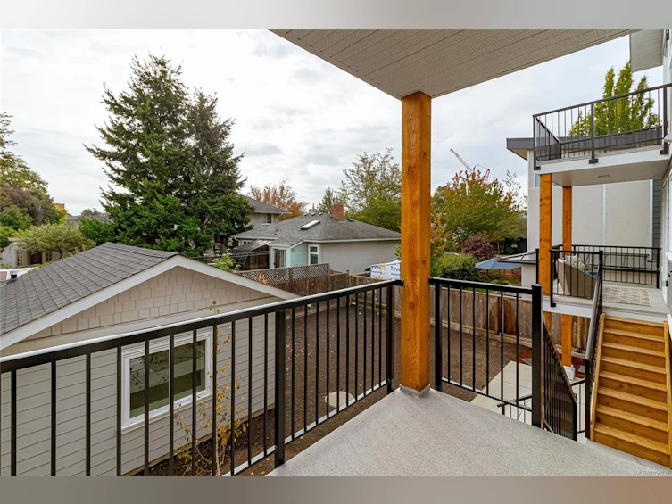 A-2235 Shelbourne Street, Victoria, BC, V8R 4L2 - 26