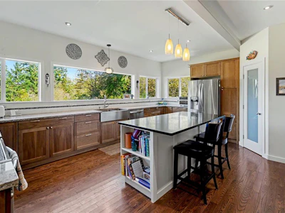 2835 Olympic Road - 5