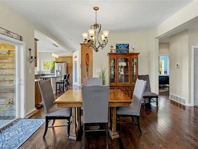 2835 Olympic Road - 4