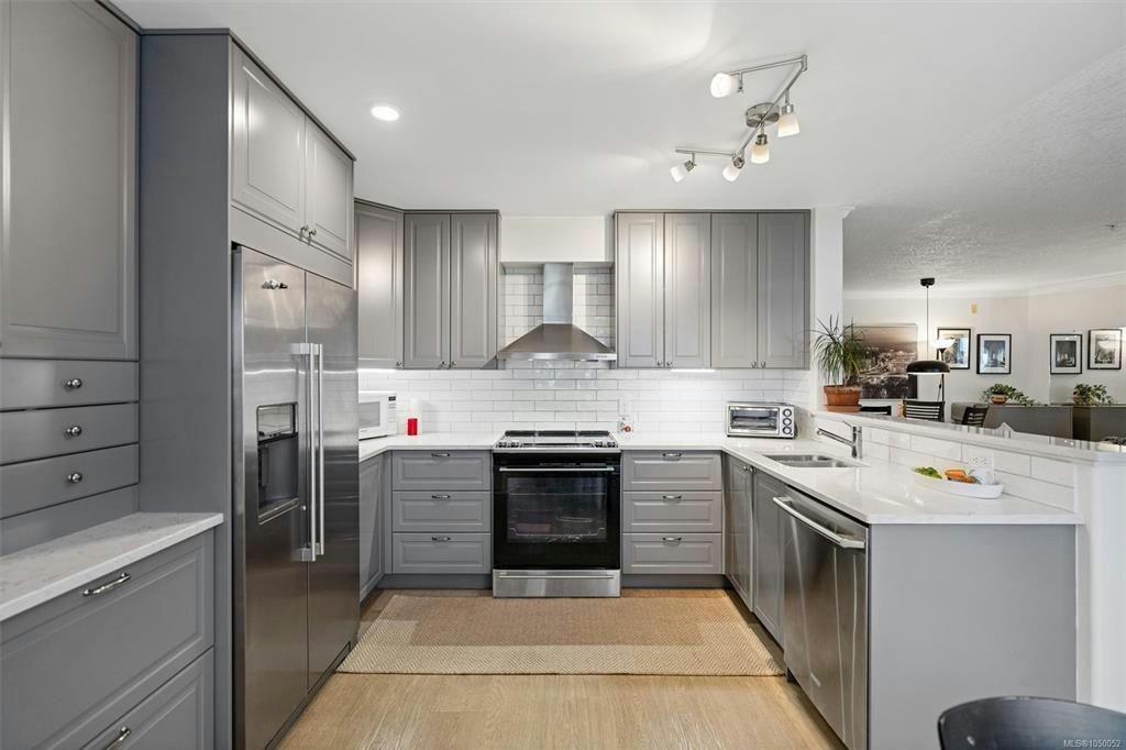21-405 Quebec Street - 2