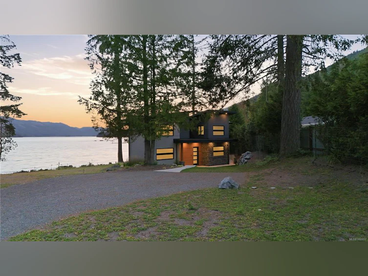 8394 Sa Seen Os Road, Youbou, BC, V0R 3E1 - 96