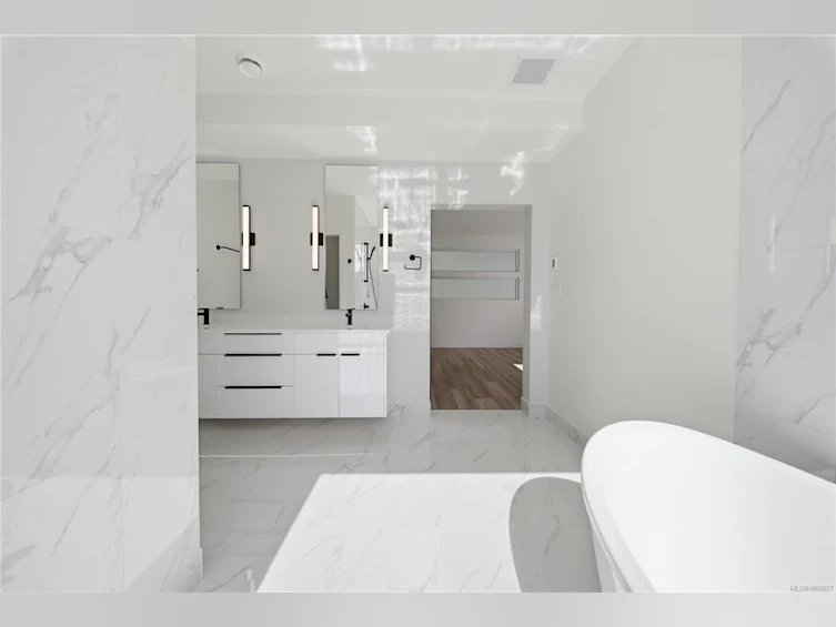8394 Sa Seen Os Road, Youbou, BC, V0R 3E1 - 47