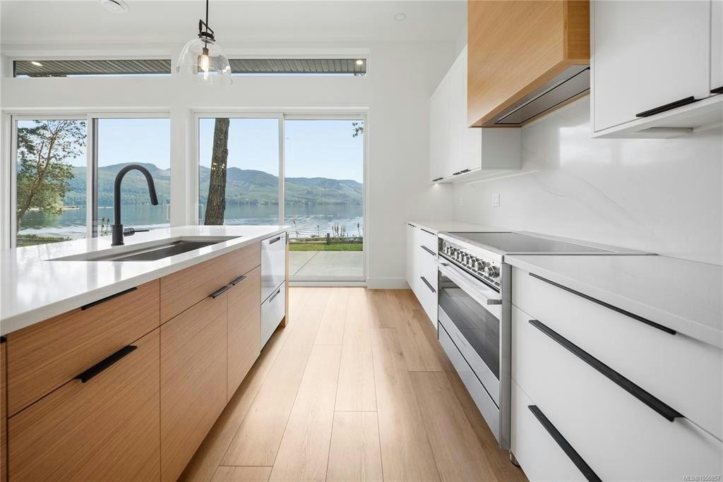 8394 Sa Seen Os Road, Youbou, BC, V0R 3E1 - 31
