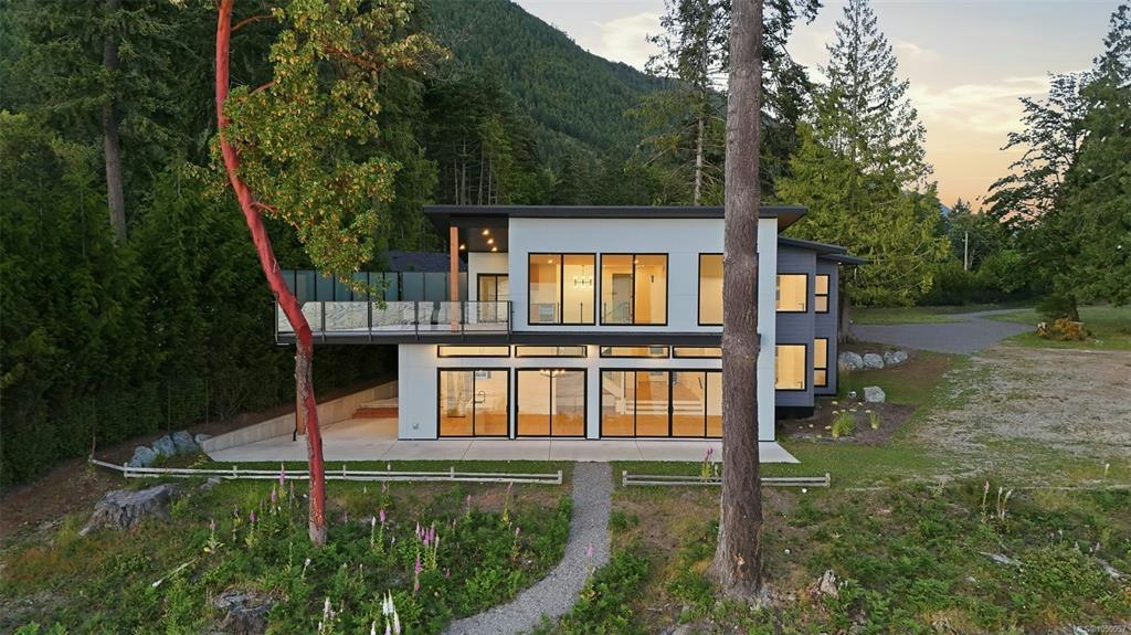 8394 Sa Seen Os Road, Youbou, BC, V0R 3E1 - 4