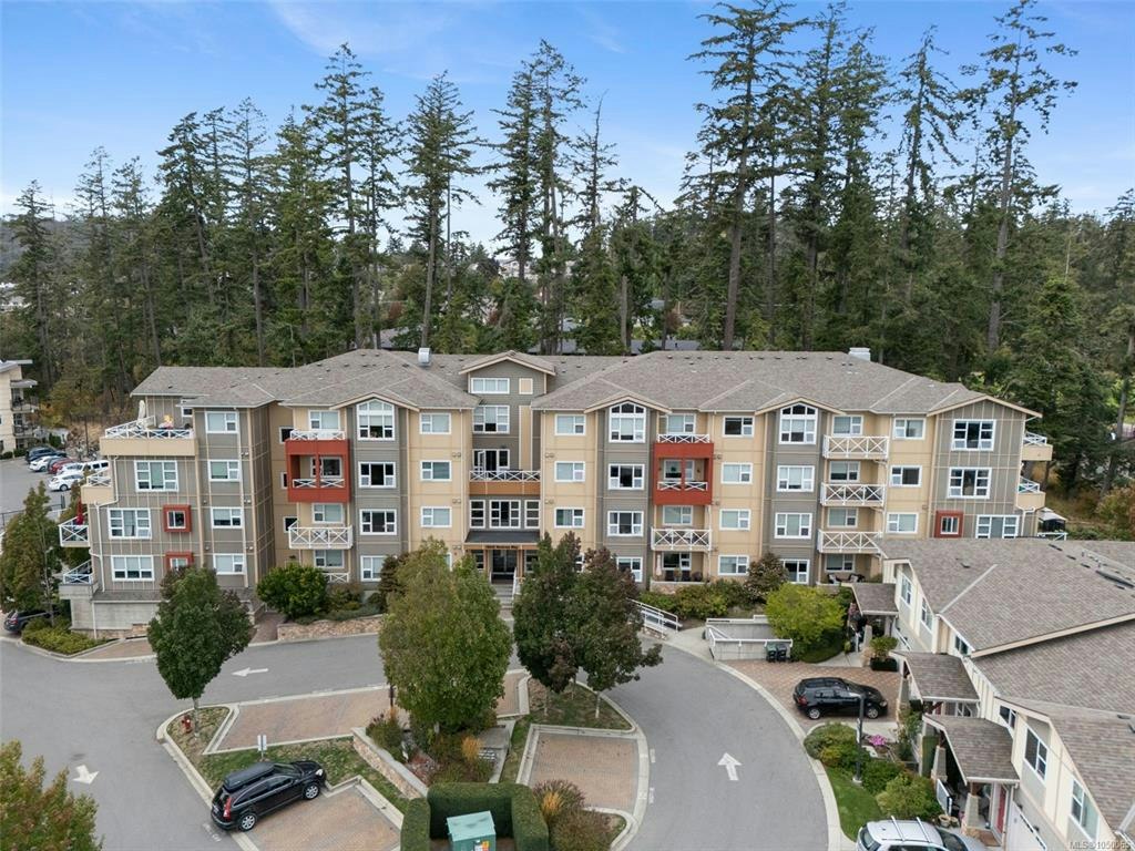 306-1900 Watkiss Way, View Royal, BC, V9B 0S8