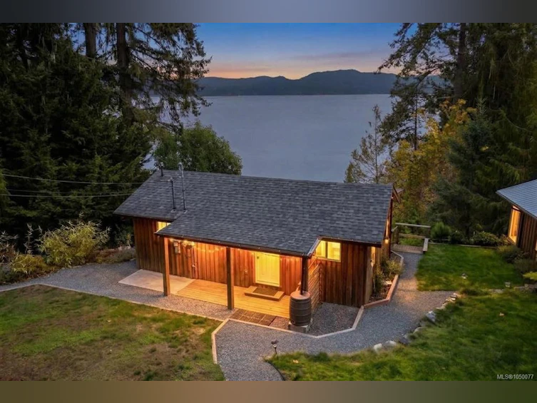 25 Seagirt Road, Sooke, BC, V9Z 1A2 - 2