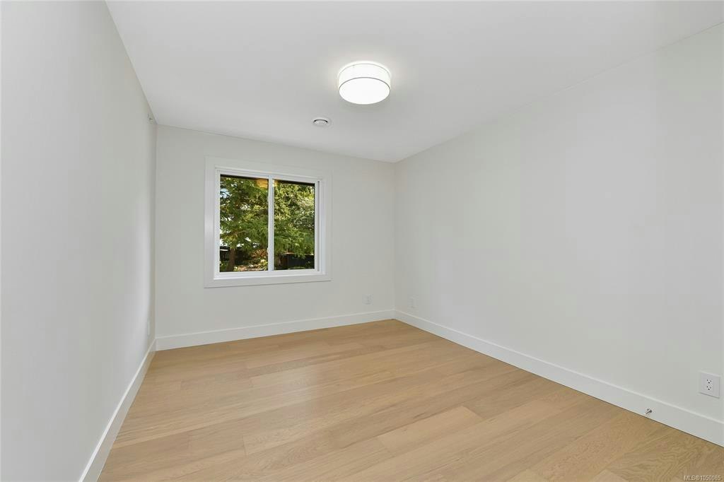 1-4430 Shore Way, Saanich, BC, V8N 3T9 - 22