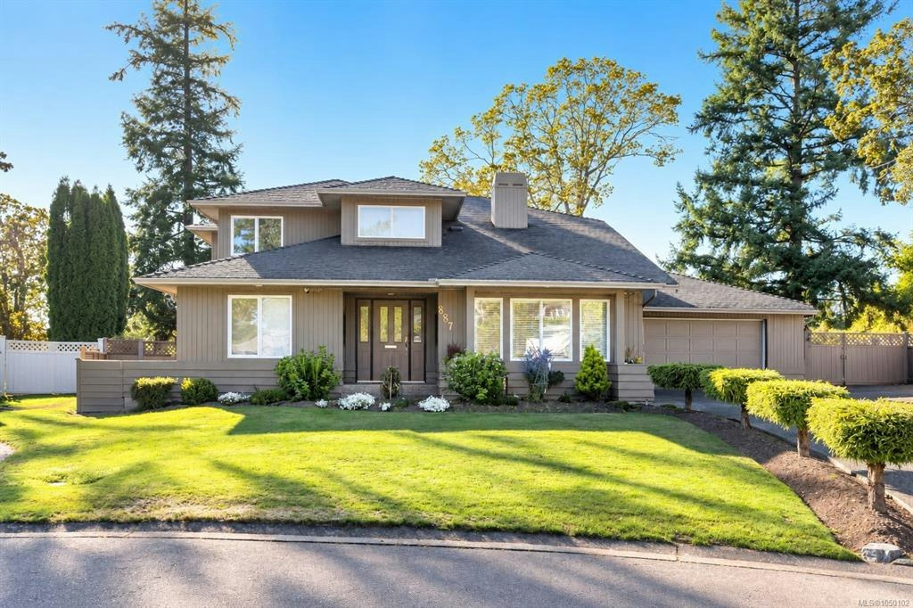 887 Kentwood Lane, Saanich, BC, V8Y 3C6