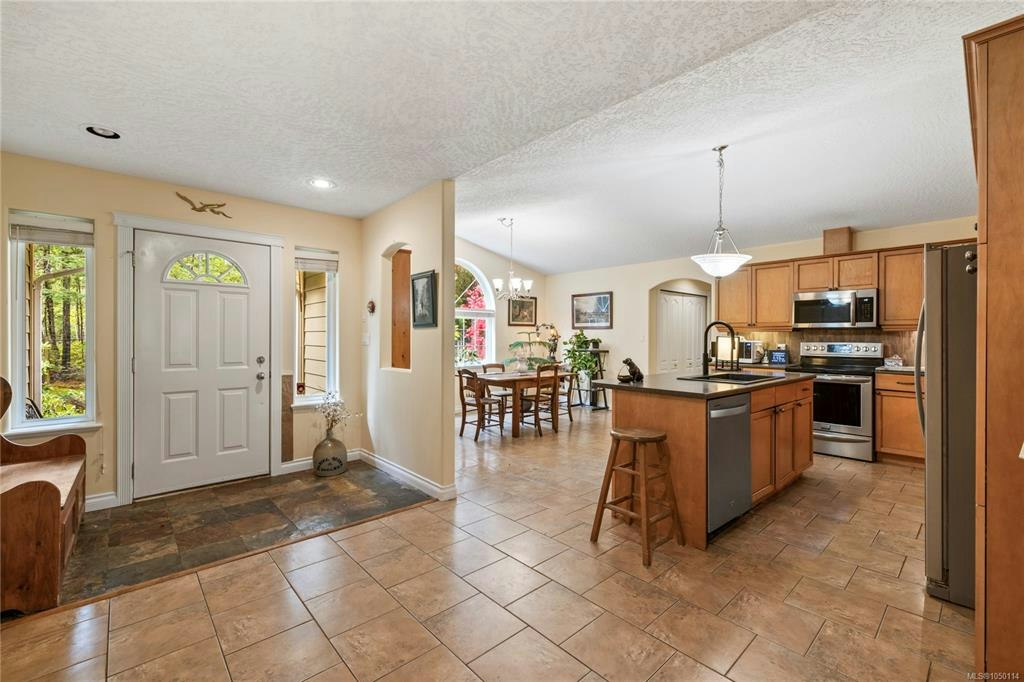 1357 Meadowood Way - 3